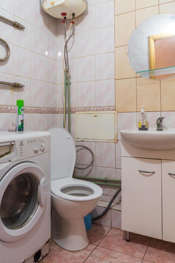 1 Комнатная Квартира По Улице Предславинская, 12 Kiev Ngoại thất bức ảnh