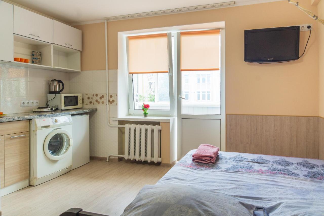 1 Комнатная Квартира По Улице Предславинская, 12 Kiev Ngoại thất bức ảnh