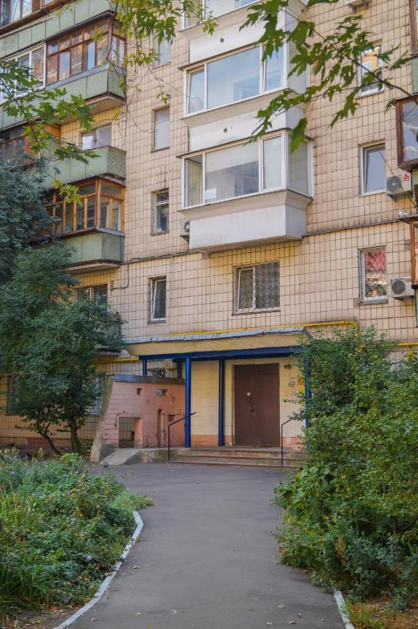 1 Комнатная Квартира По Улице Предславинская, 12 Kiev Ngoại thất bức ảnh